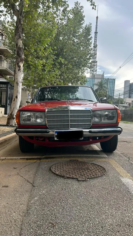 250 - Foto #3 do anúncio à venda de Carro clássico