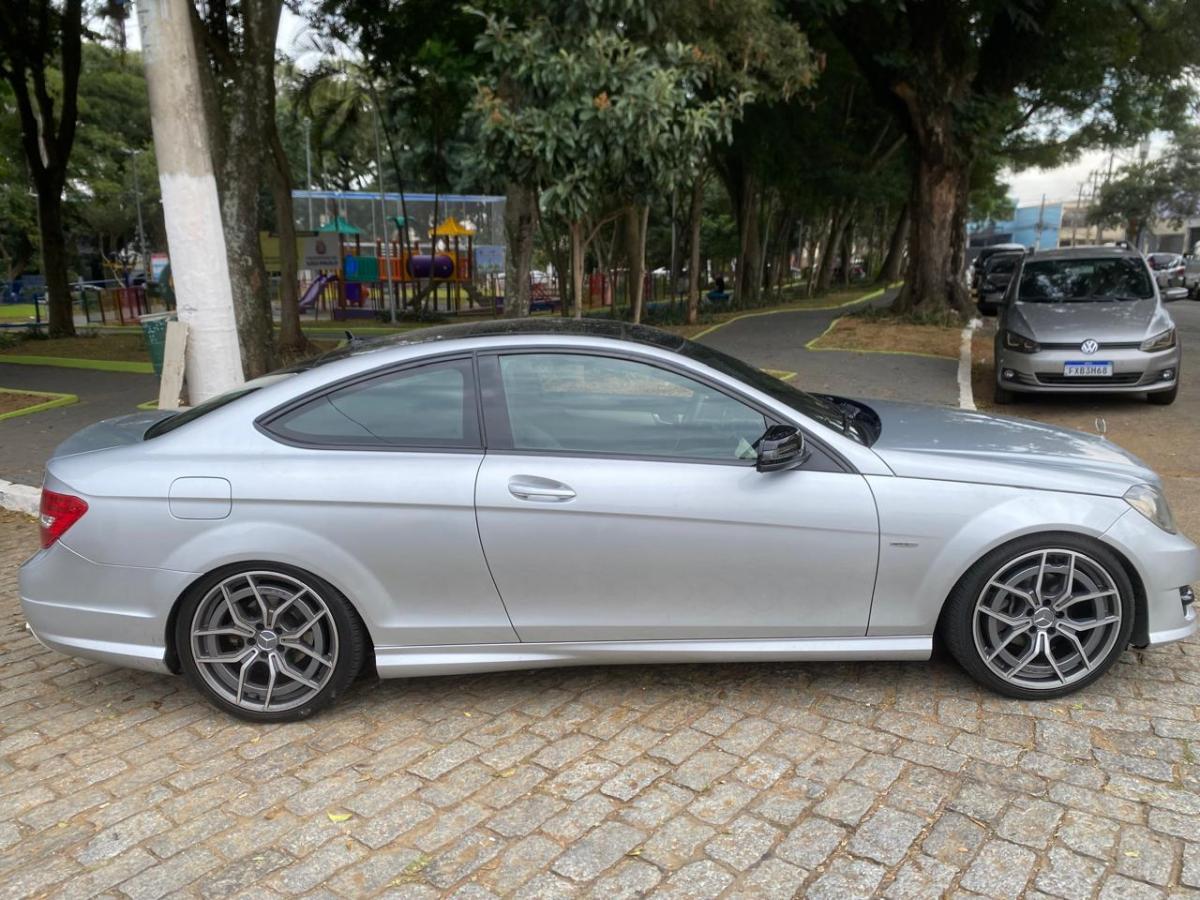 C180 - Foto #15 do anúncio à venda de Carro clássico
