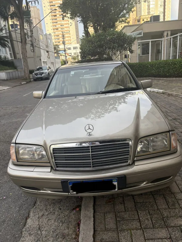 C180 - Foto #5 do anúncio à venda de Carro clássico