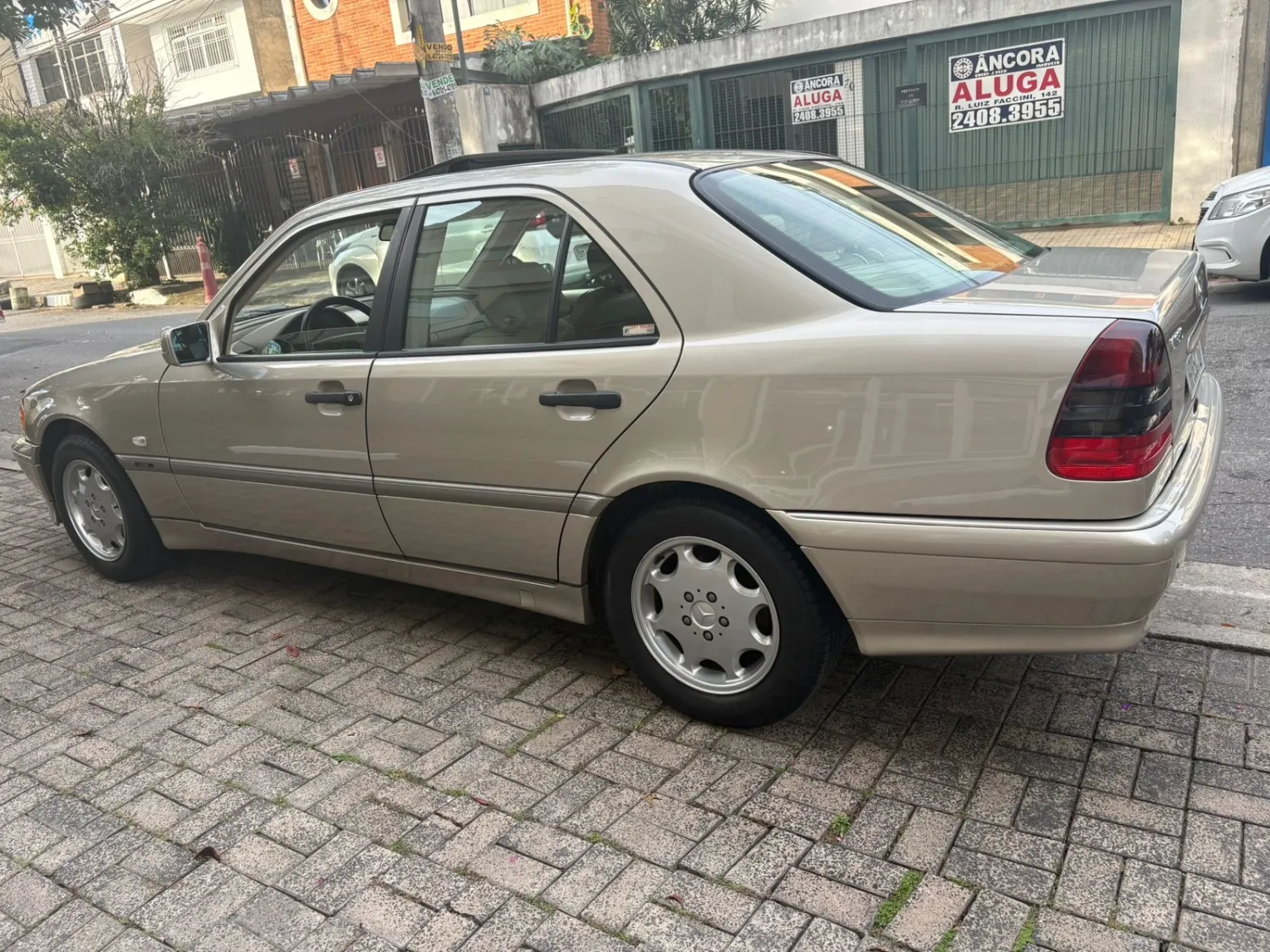 C180 - Foto #6 do anúncio à venda de Carro clássico