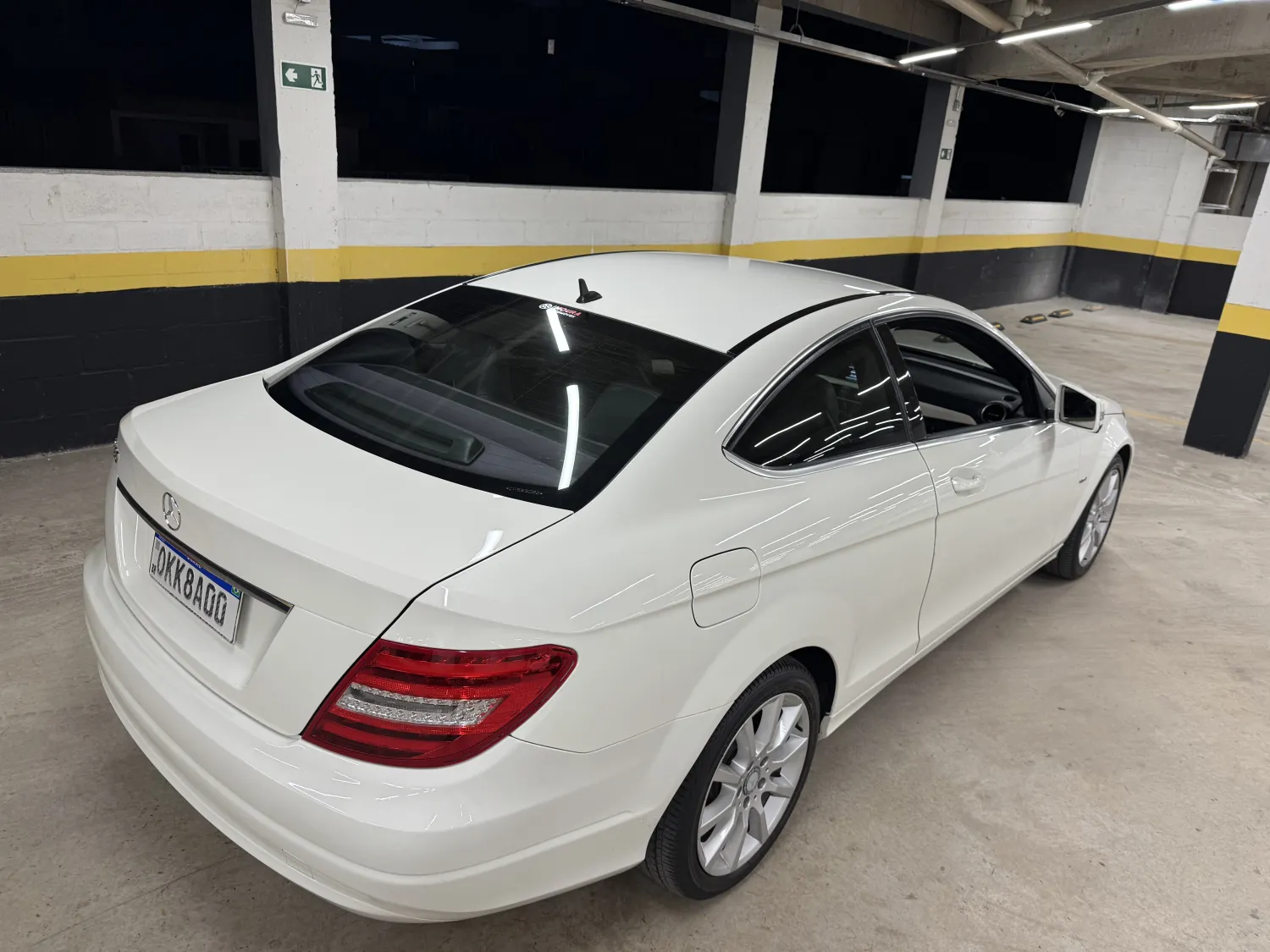 avv-mercedes-benz-c180-venda-0f67445-imagem-010