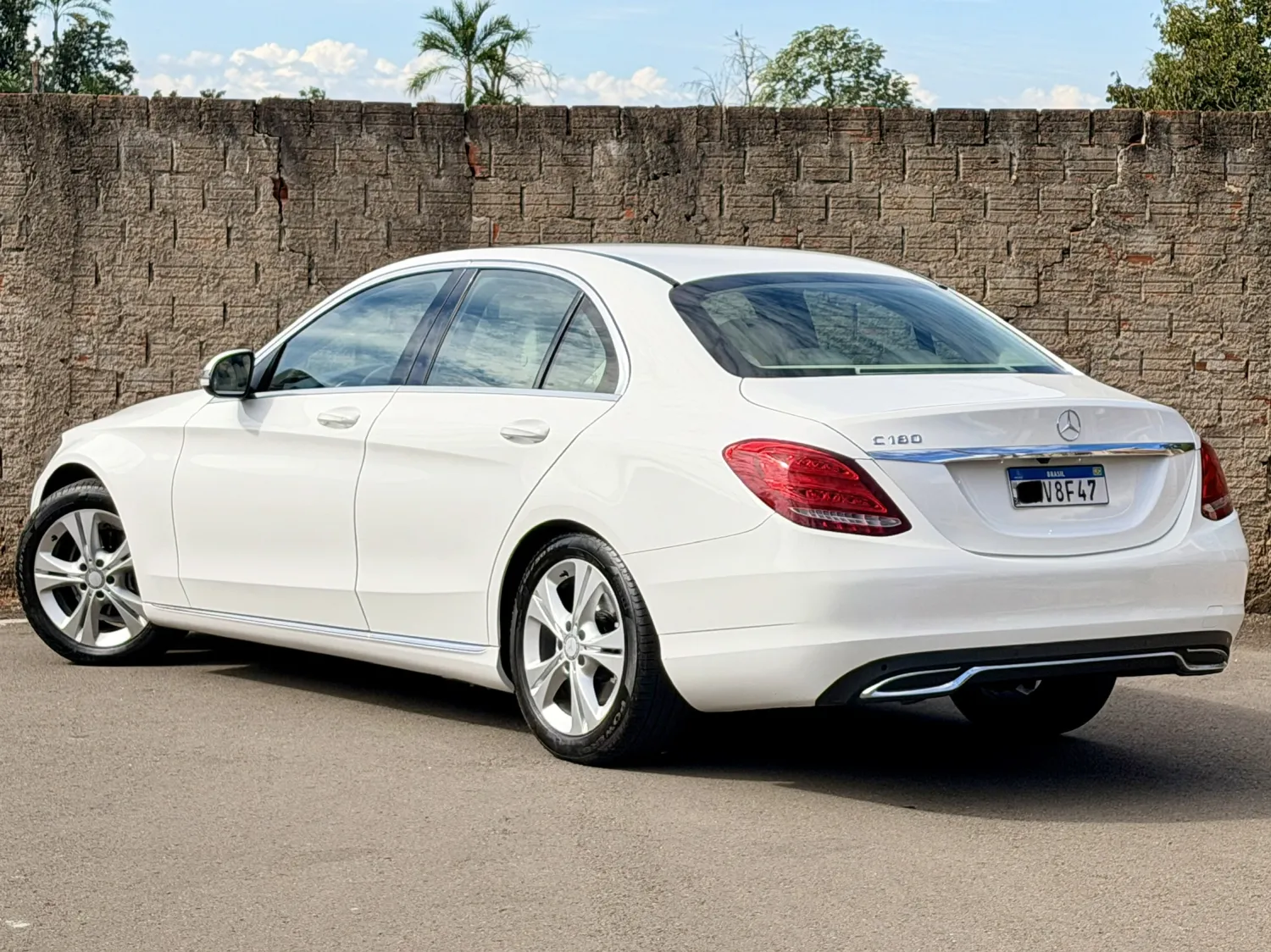 avv-mercedes-benz-c180-venda-5e8d82d-imagem-003