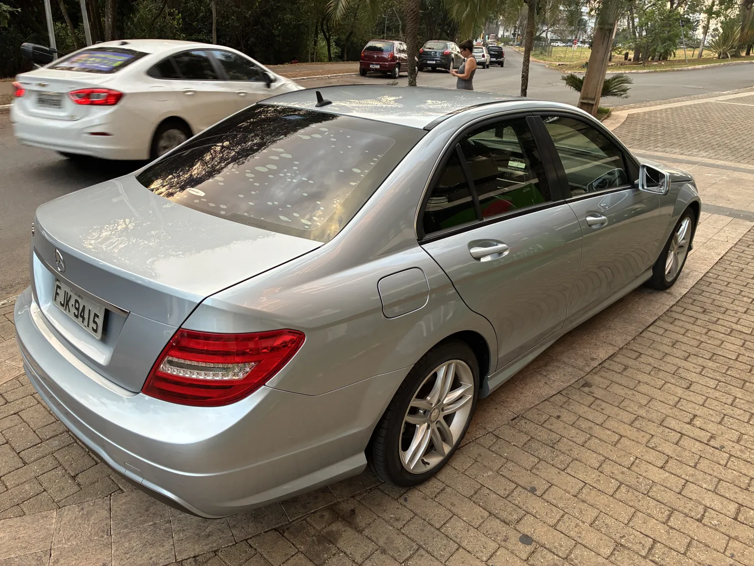 avv-mercedes-benz-c180-venda-92b411b-imagem-007