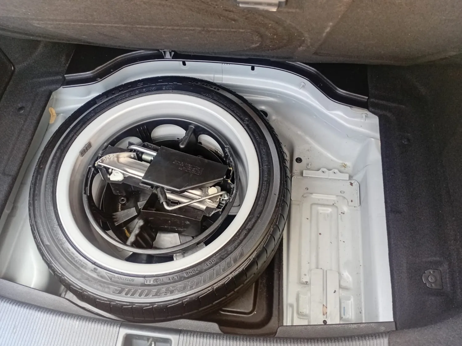 avv-mercedes-benz-c180-venda-b21297a-imagem-005