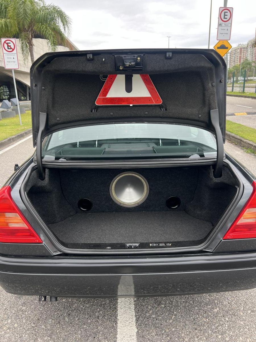 C220 - Foto #19 do anúncio à venda de Carro clássico