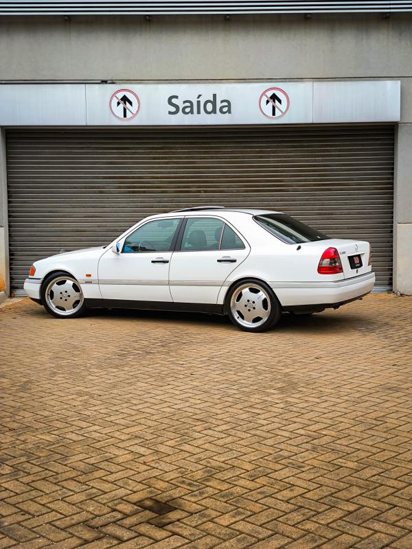 C280 - Foto #6 do anúncio à venda de Carro clássico