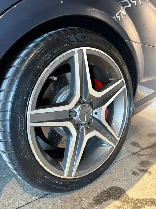 avv-mercedes-benz-c63-amg-venda-f3f5b96-imagem-001