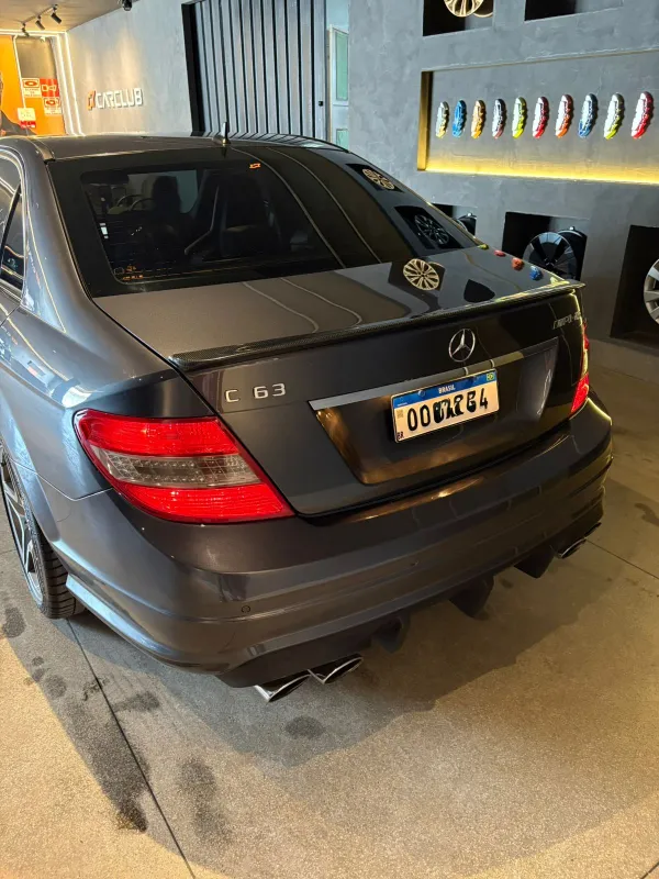 avv-mercedes-benz-c63-amg-venda-f3f5b96-imagem-004