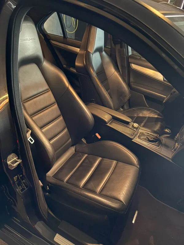 avv-mercedes-benz-c63-amg-venda-f3f5b96-imagem-010