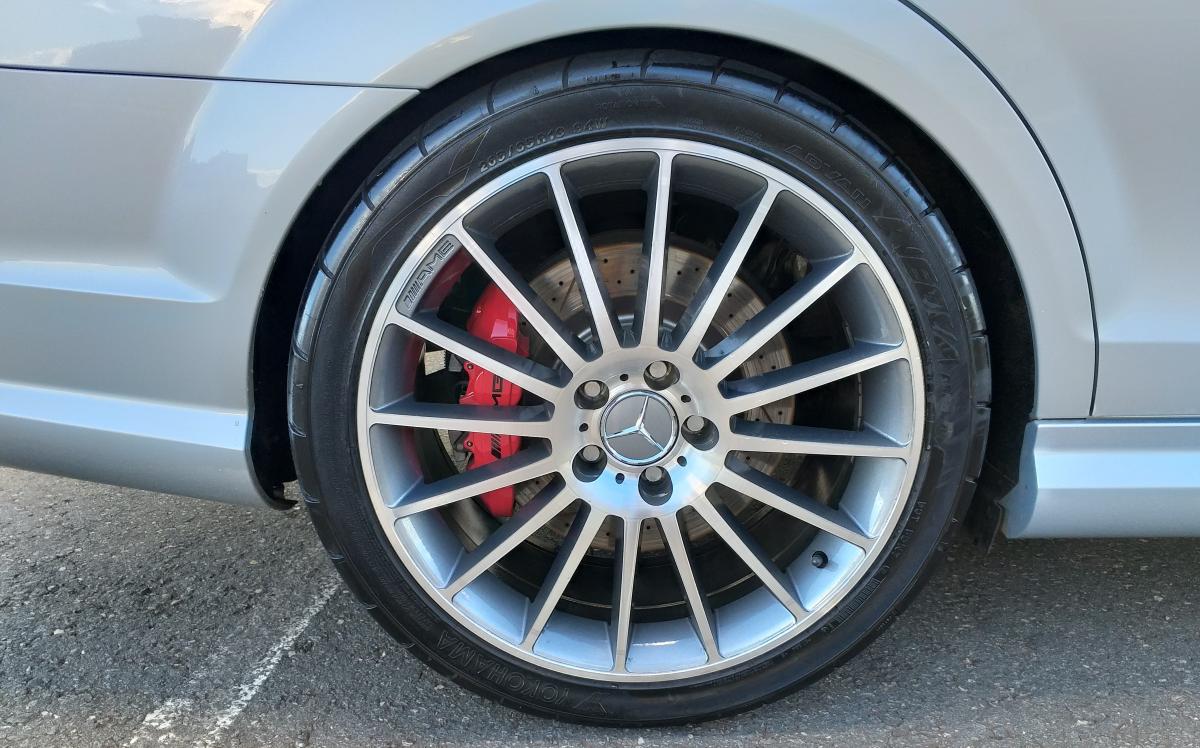 C63 AMG - Foto #5 do anúncio à venda de Carro clássico