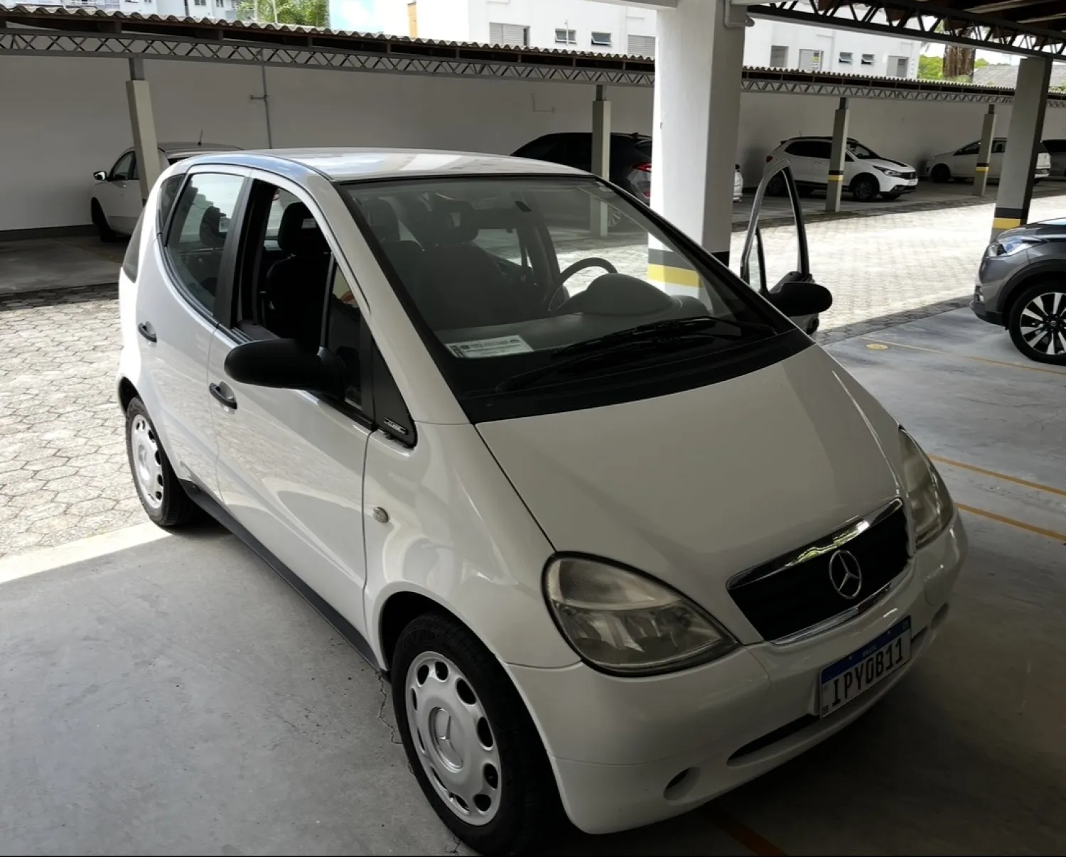 avv-mercedes-benz-classe-a-venda-2d83f3b-imagem-002