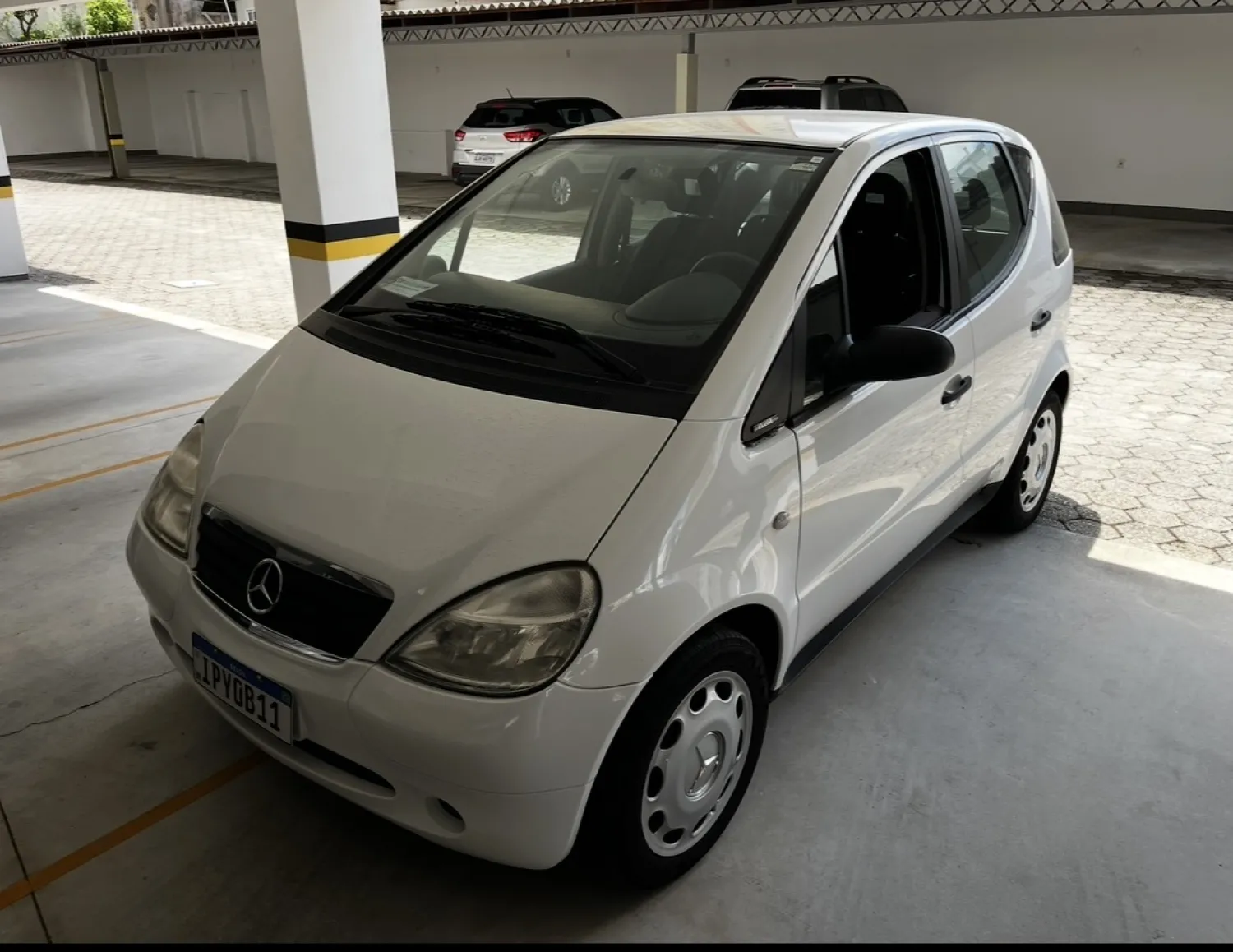 avv-mercedes-benz-classe-a-venda-2d83f3b-imagem-019