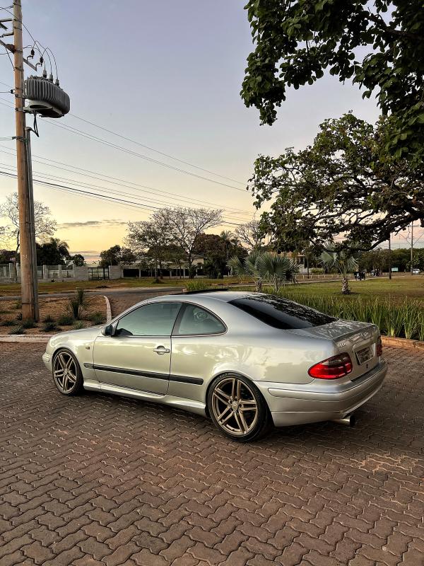 CLK - Foto #3 do anúncio à venda de Carro clássico