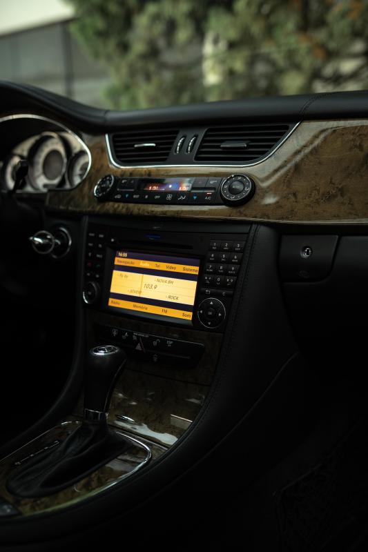 CLS 350 - Foto #8 do anúncio à venda de Carro clássico