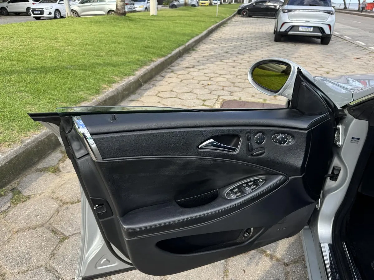 CLS500 - Foto #3 do anúncio à venda de Carro clássico