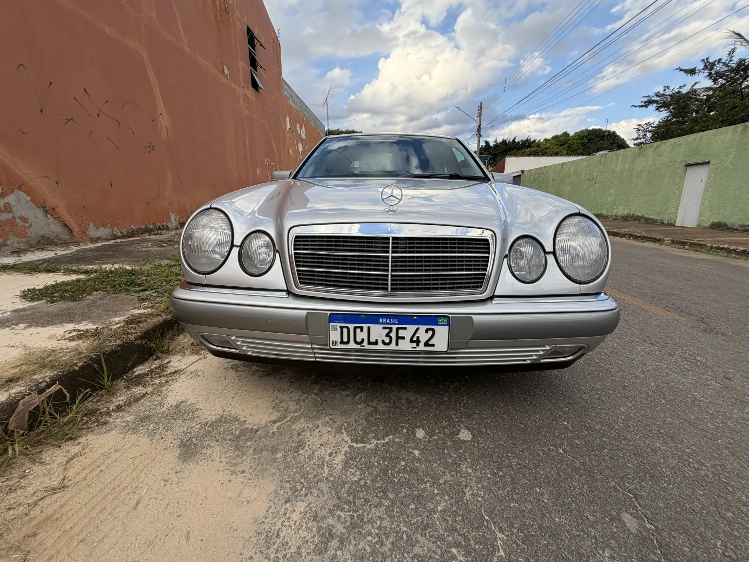 avv-mercedes-benz-e240-venda-fbd4906-imagem-001