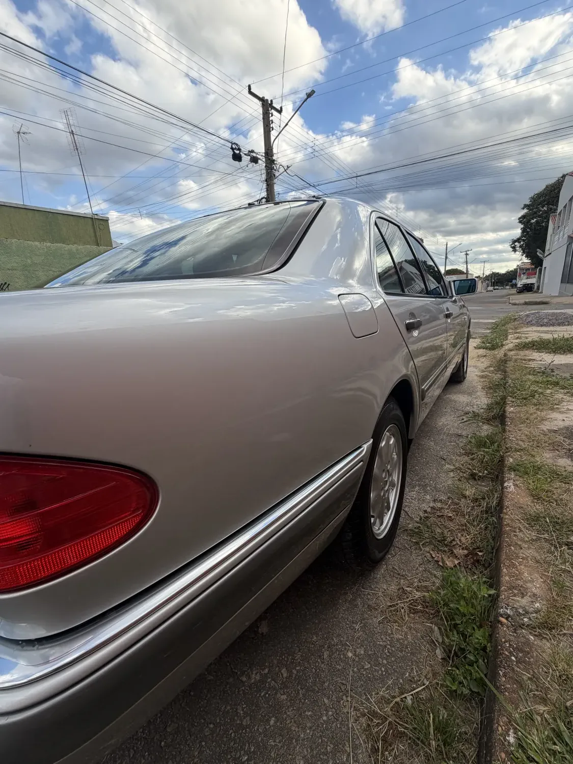 avv-mercedes-benz-e240-venda-fbd4906-imagem-011