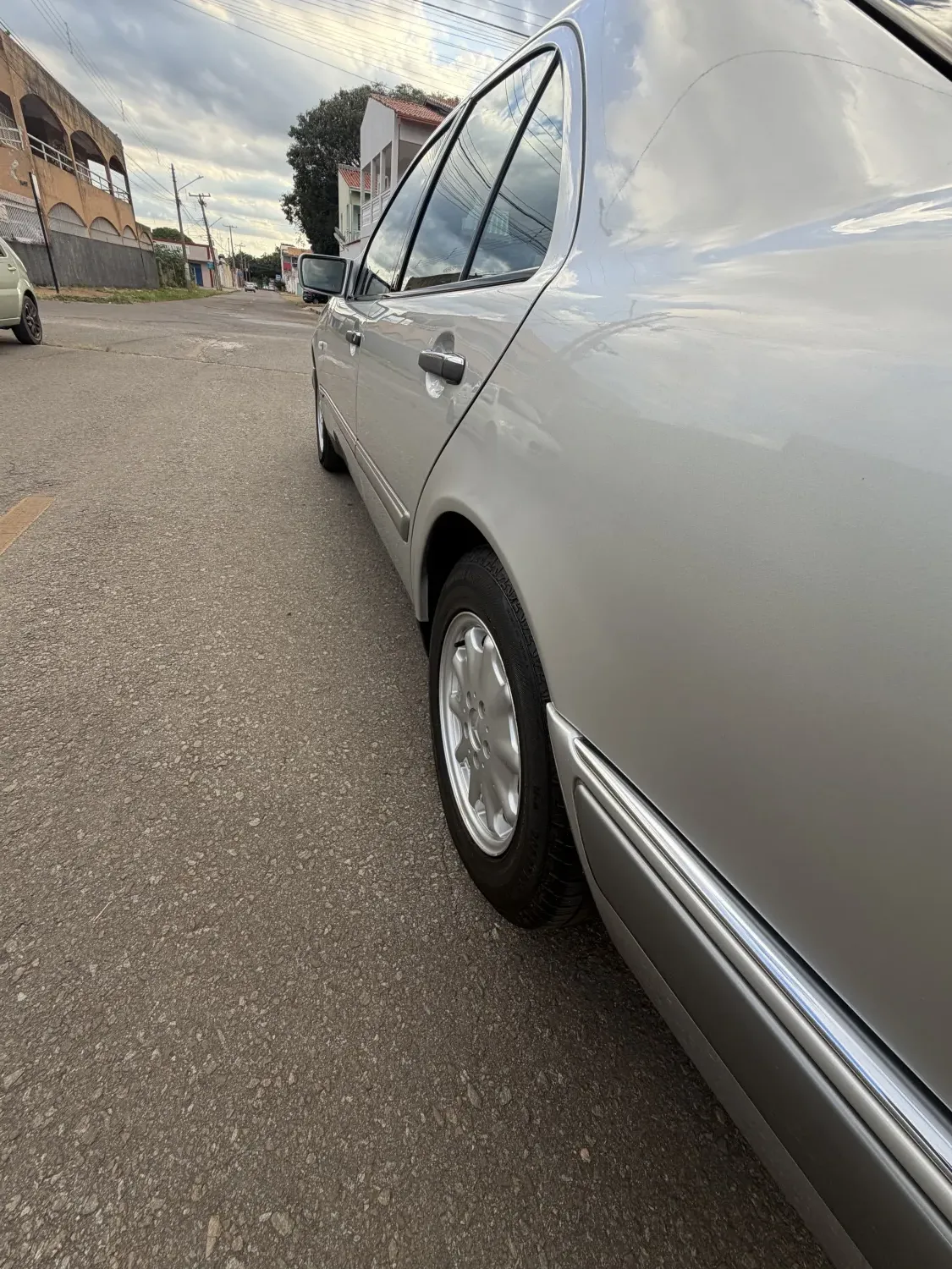 avv-mercedes-benz-e240-venda-fbd4906-imagem-012