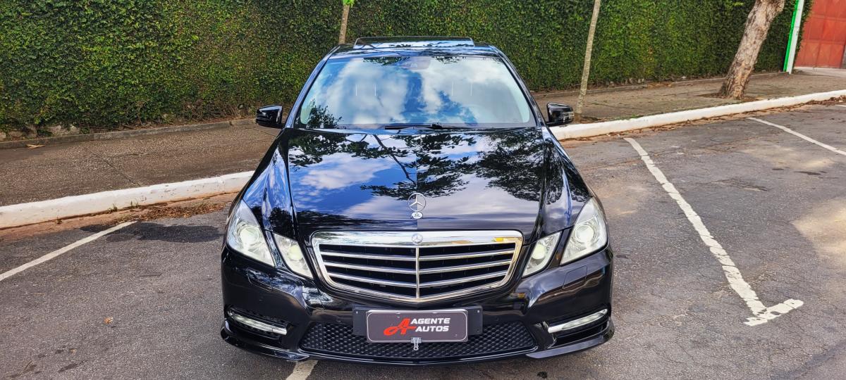 E250 - Foto #3 do anúncio à venda de Carro clássico
