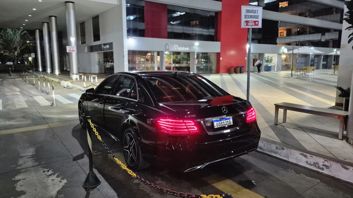 avv-mercedes-benz-e250-venda-b724b3a-imagem-013