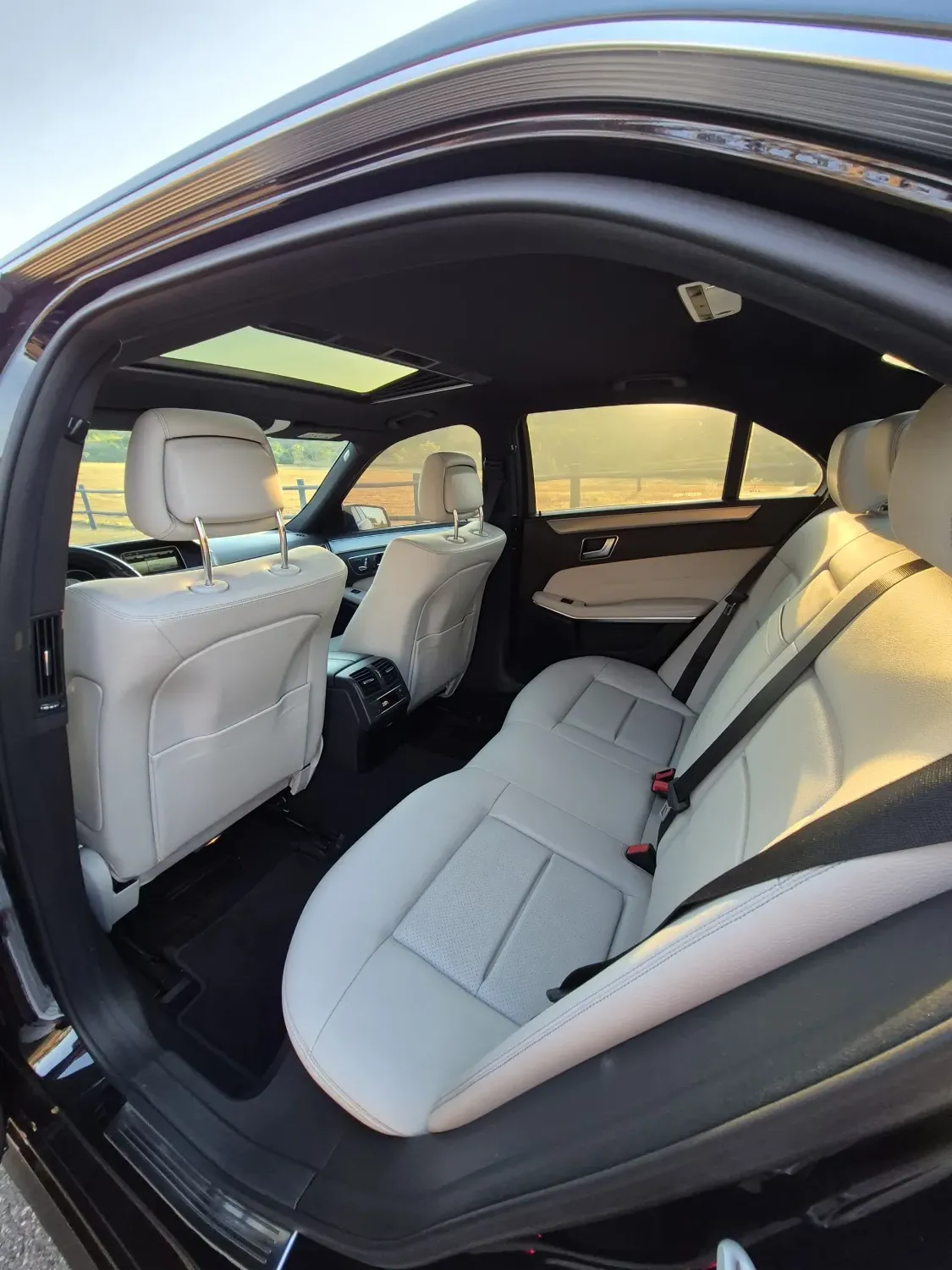 avv-mercedes-benz-e250-venda-b724b3a-imagem-023