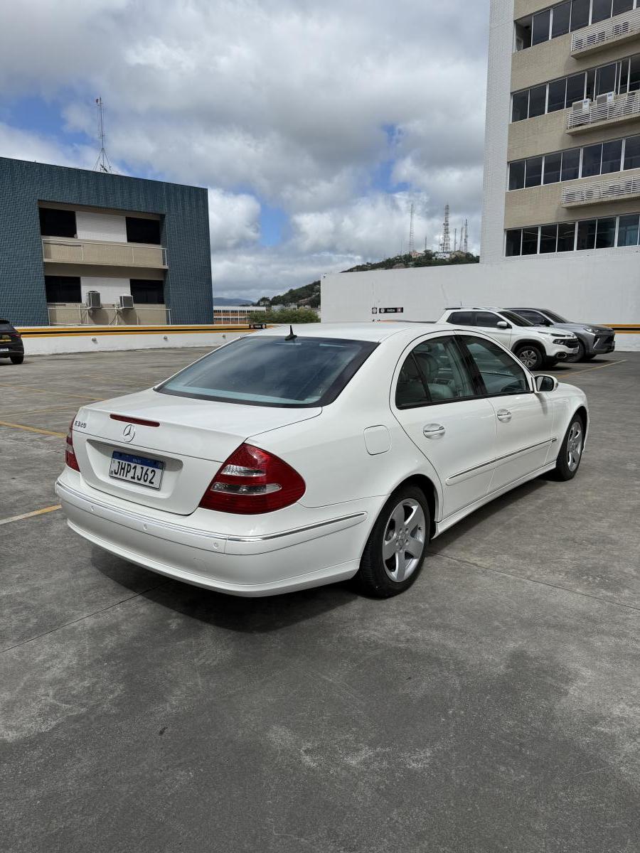 E320 - Foto #3 do anúncio à venda de Carro clássico