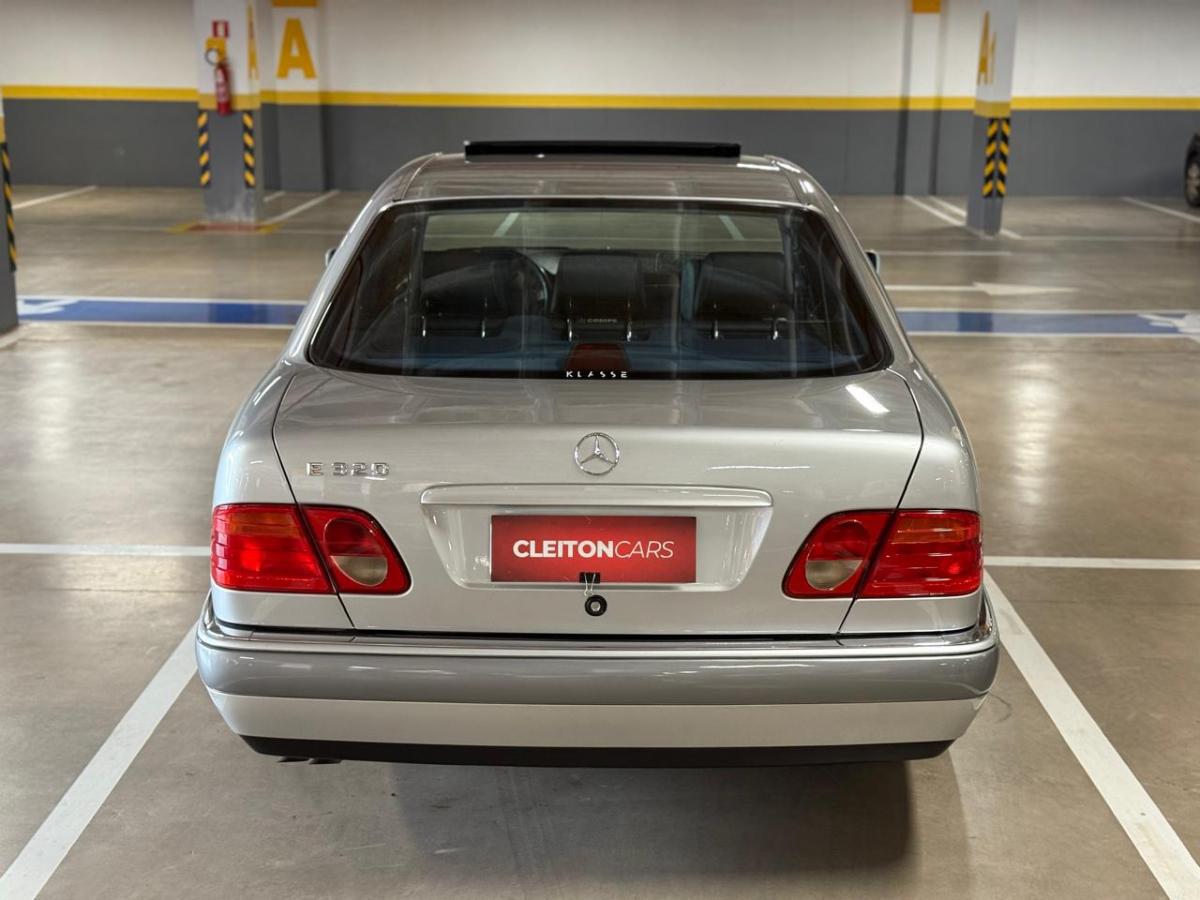 E320 - Foto #6 do anúncio à venda de Carro clássico