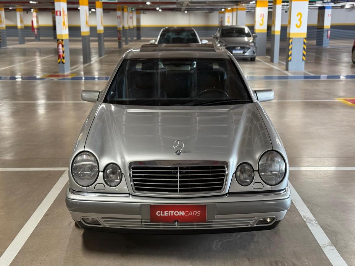E320 - Foto #14 do anúncio à venda de Carro clássico