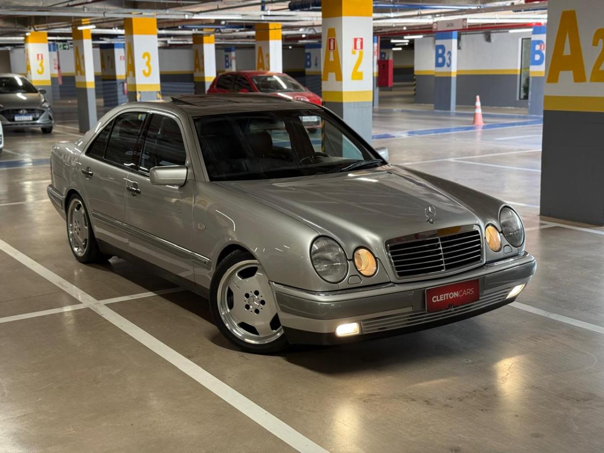 E320 - Foto #17 do anúncio à venda de Carro clássico
