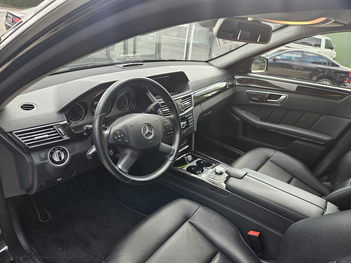 E350 - Foto #2 do anúncio à venda de Carro clássico