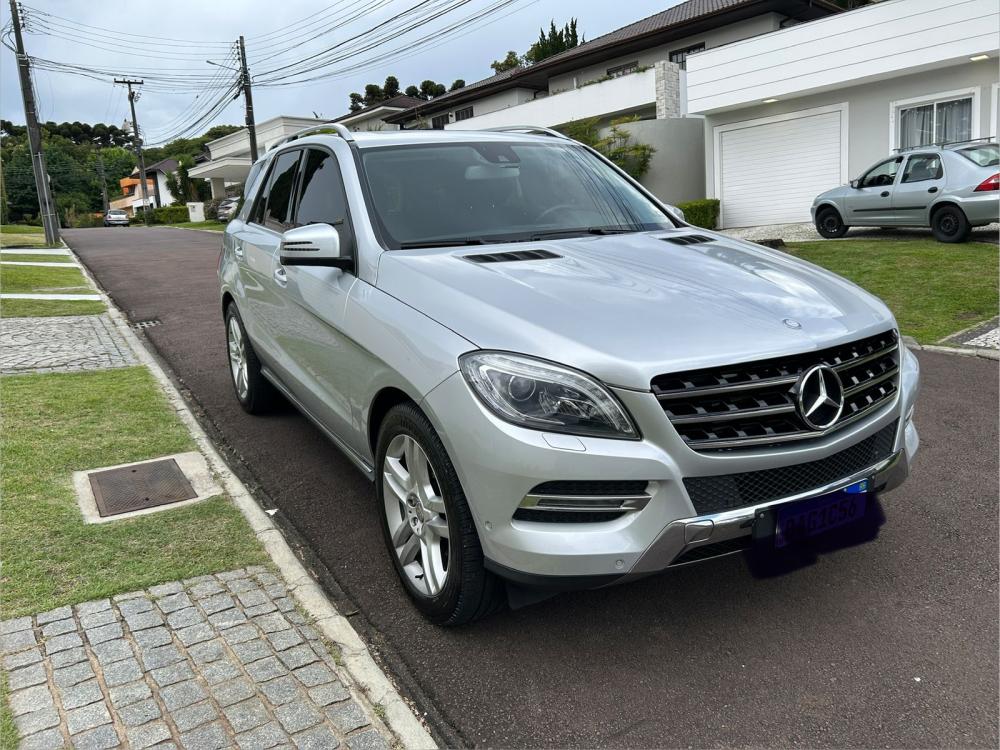 ML 350 - Foto #2 do anúncio à venda de Carro clássico