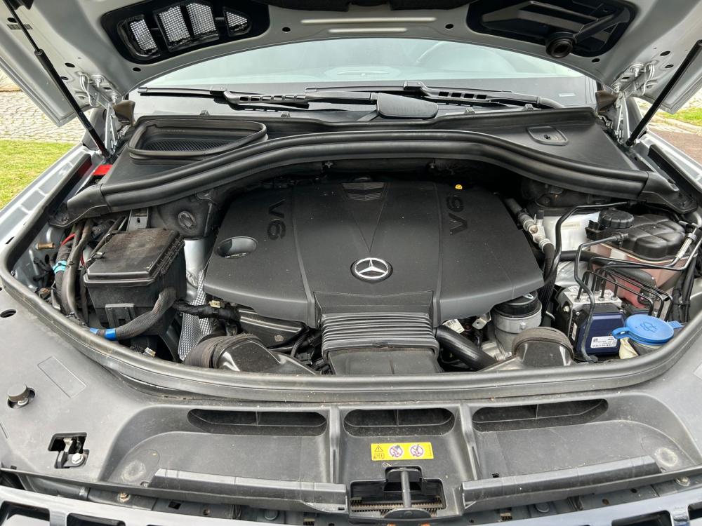 ML 350 - Foto #7 do anúncio à venda de Carro clássico