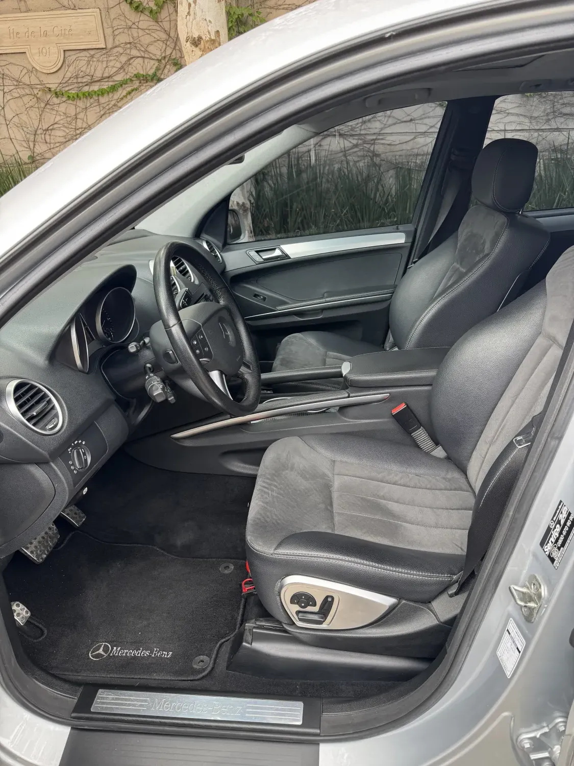 ML 350 - Foto #12 do anúncio à venda de Carro clássico