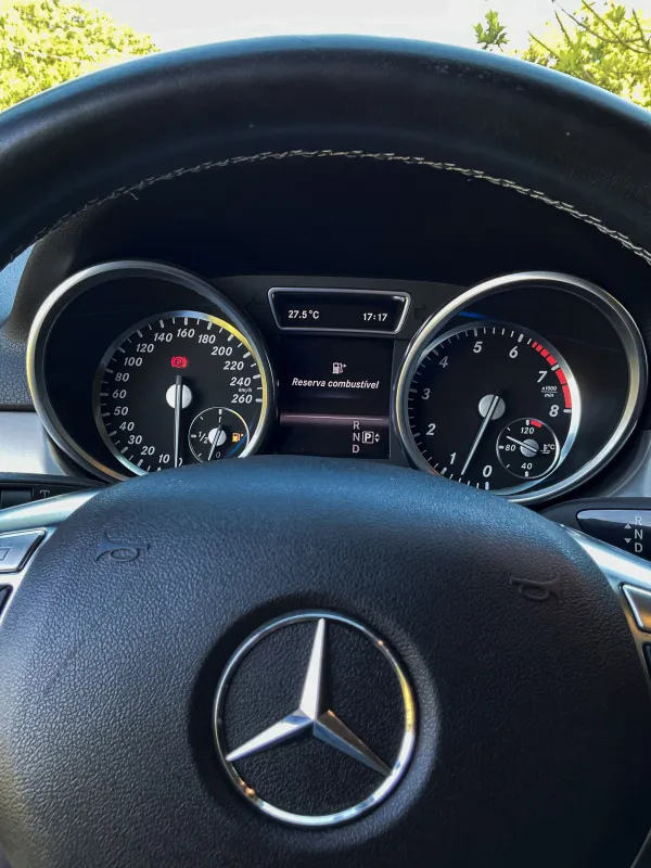 ML 350 - Foto #9 do anúncio à venda de Carro clássico