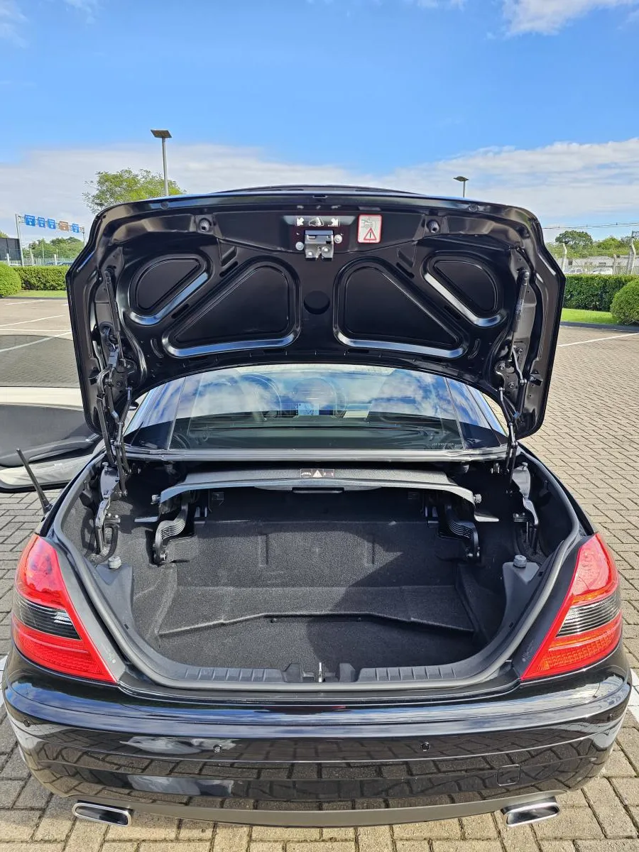 SLK - Foto #11 do anúncio à venda de Carro clássico