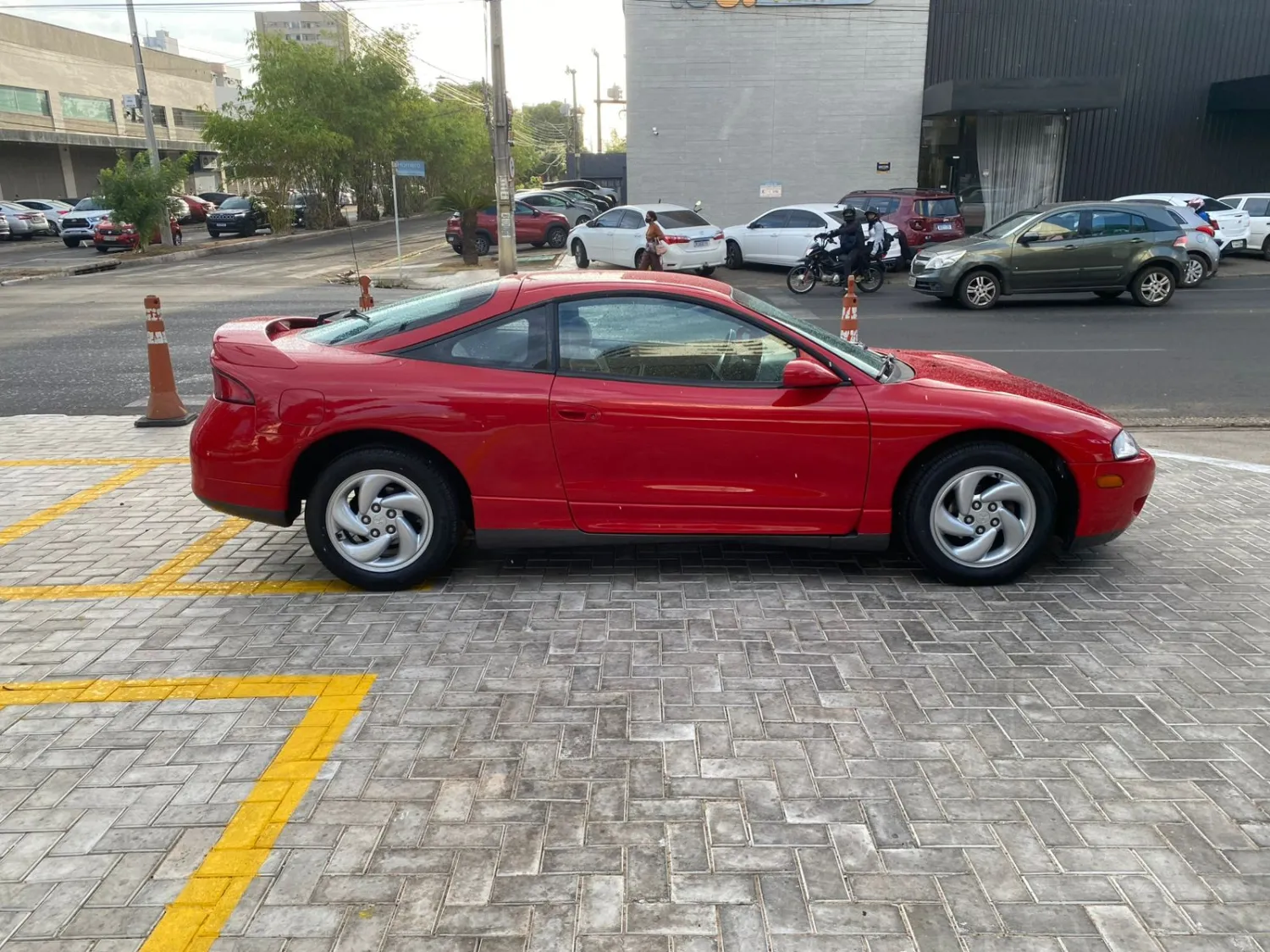Eclipse - Foto #7 do anúncio à venda de Carro clássico