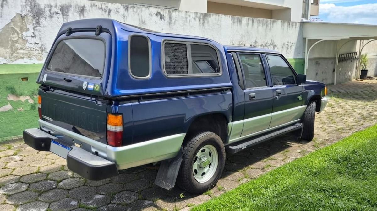 L200 - Foto #15 do anúncio à venda de Carro clássico