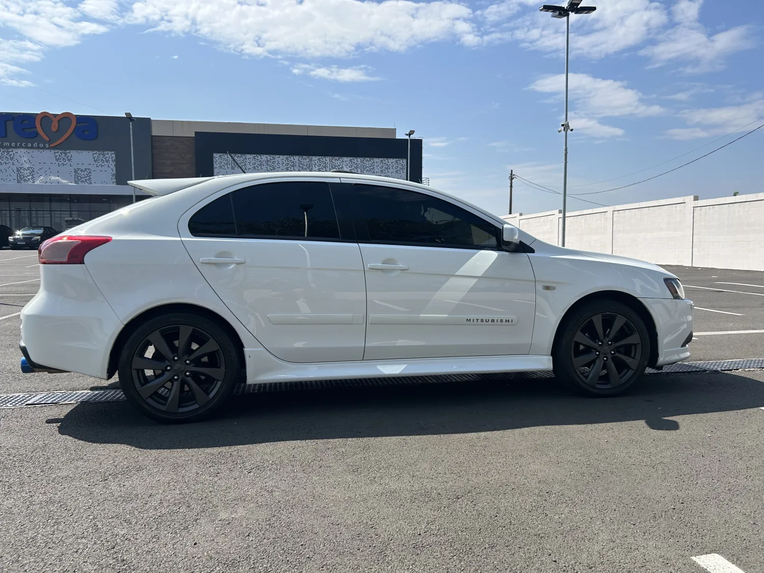 avv-mitsubishi-lancer-venda-726c92b-imagem-006