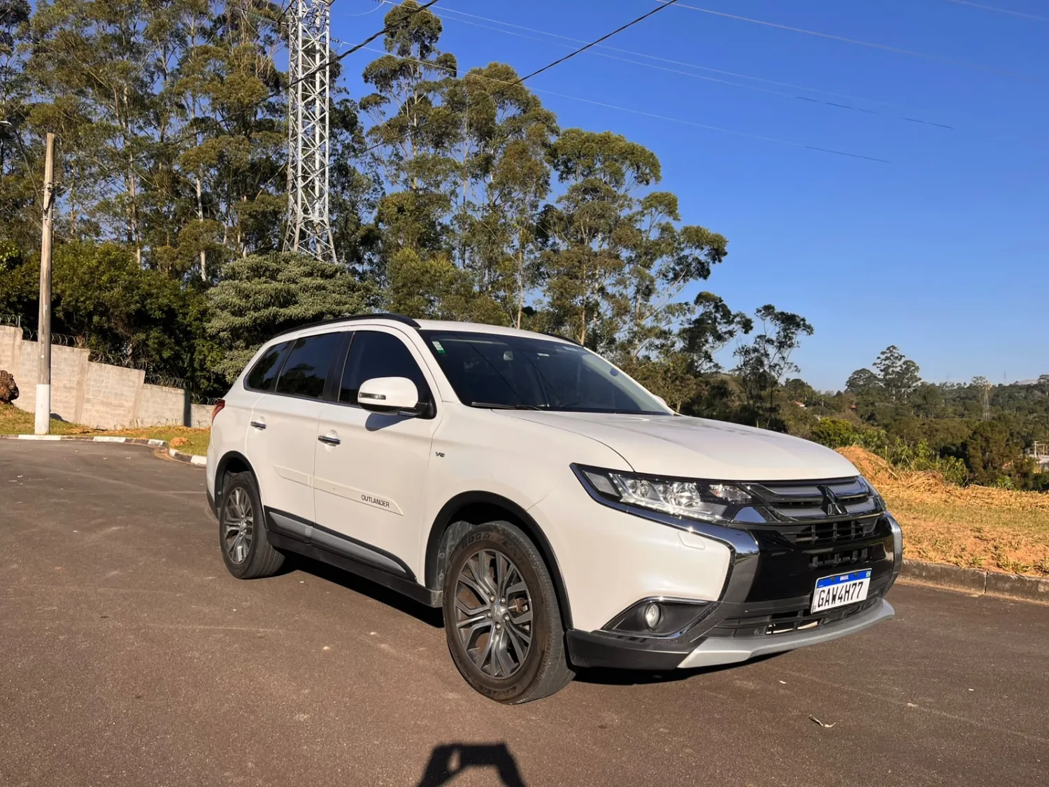 Outlander - Foto #19 do anúncio à venda de Carro clássico