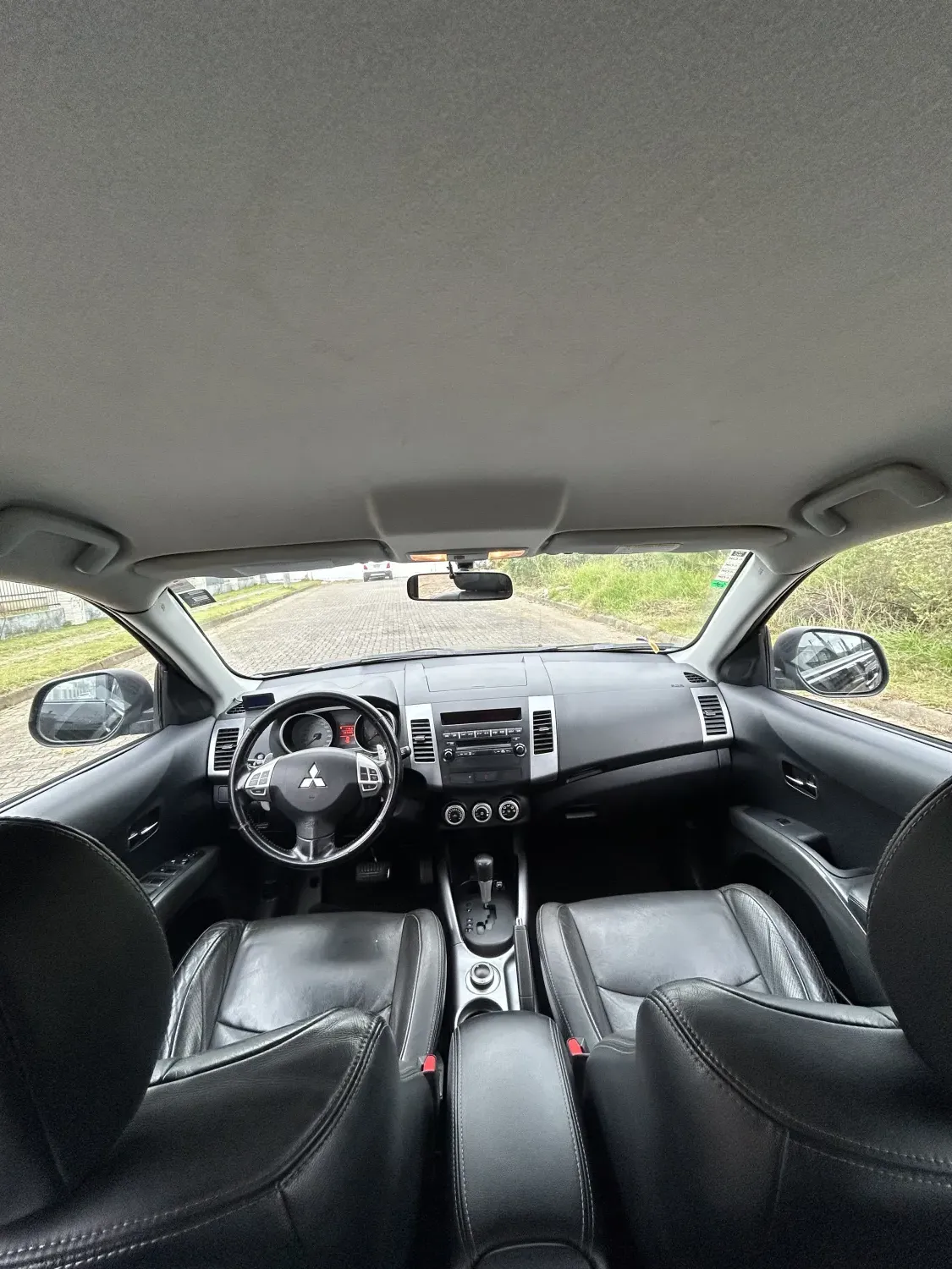 avv-mitsubishi-outlander-venda-2e1aad4-imagem-007