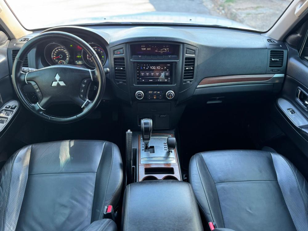 Pajero - Foto #12 do anúncio à venda de Carro clássico