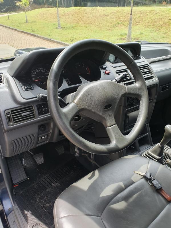Pajero - Foto #17 do anúncio à venda de Carro clássico