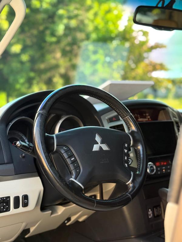 Pajero - Foto #12 do anúncio à venda de Carro clássico
