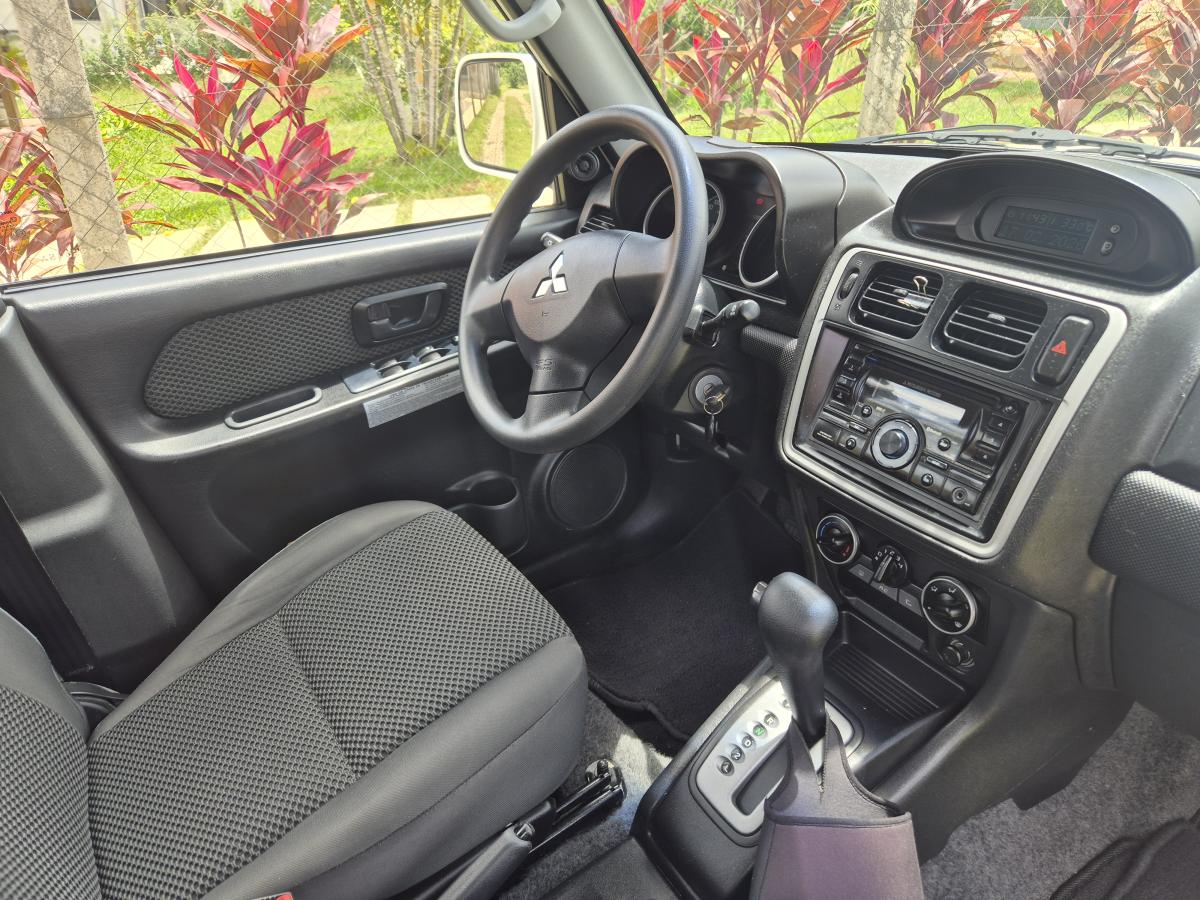 Pajero TR4 - Foto #9 do anúncio à venda de Carro clássico
