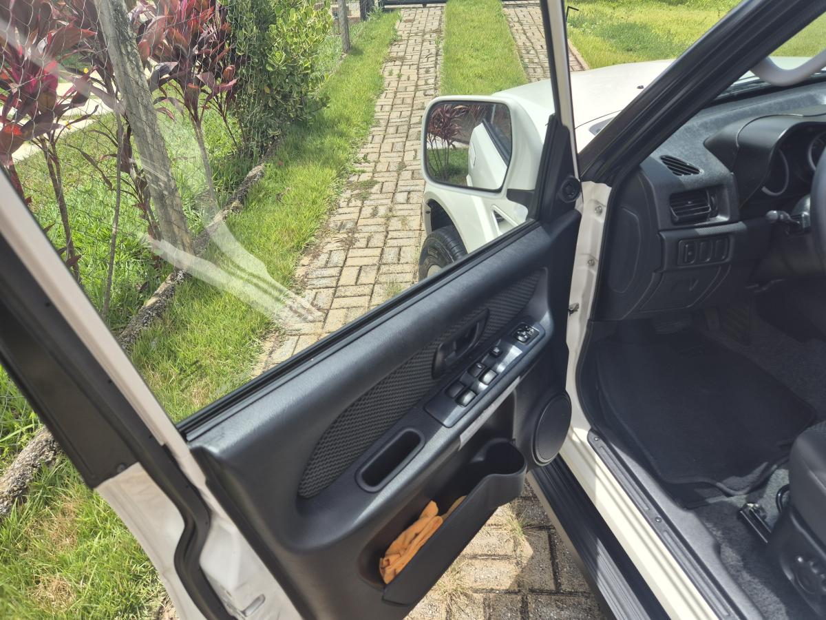 Pajero TR4 - Foto #12 do anúncio à venda de Carro clássico