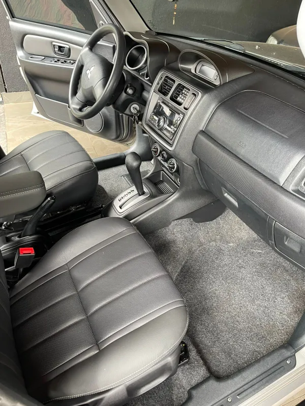 Pajero TR4 - Foto #8 do anúncio à venda de Carro clássico