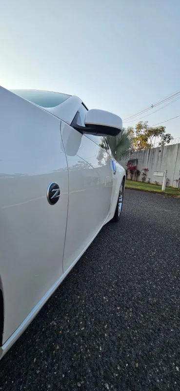 avv-nissan-370z-venda-9aec0ce-imagem-008