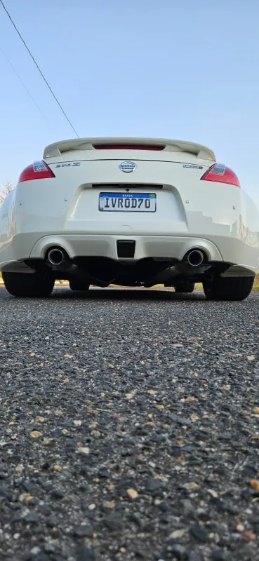 avv-nissan-370z-venda-9aec0ce-imagem-010