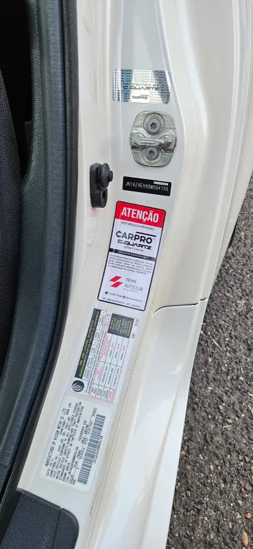 avv-nissan-370z-venda-9aec0ce-imagem-020