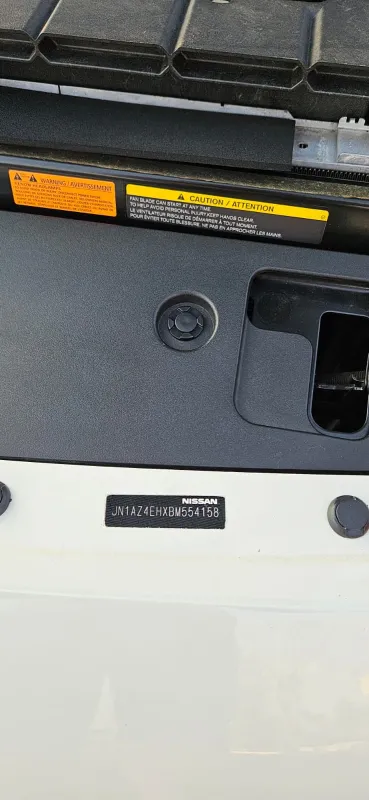 avv-nissan-370z-venda-9aec0ce-imagem-030